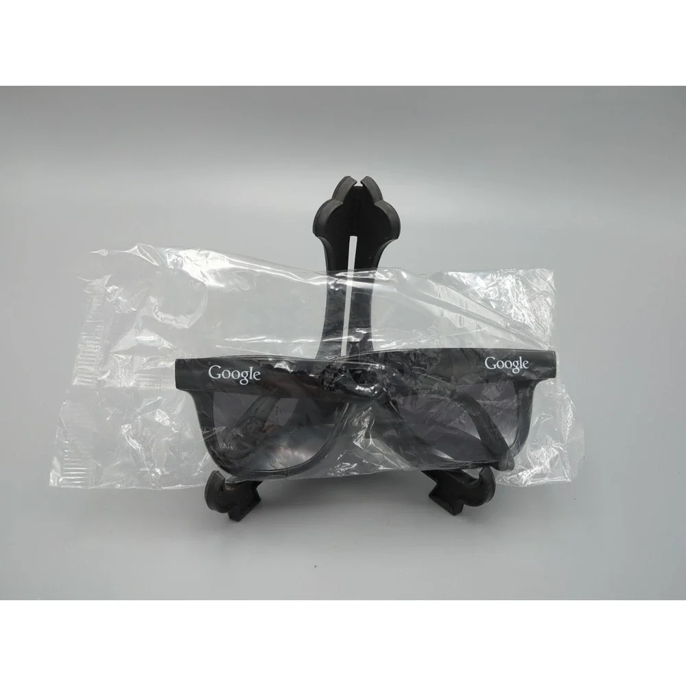 Google SWAG Black Sunglasses Unisex UV Protection Foldable White Retro SerifLogo